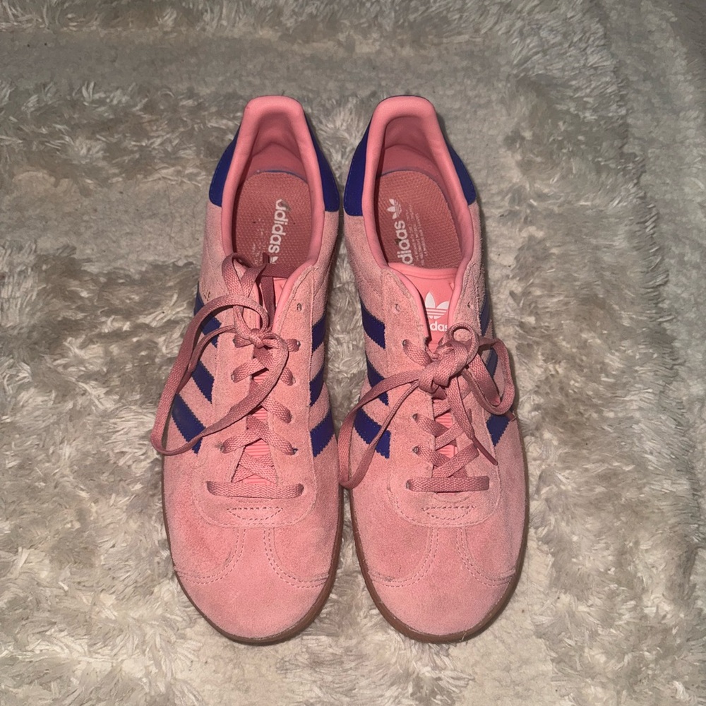 adidas Pink Sneakers with Suede Upper and Retro Design